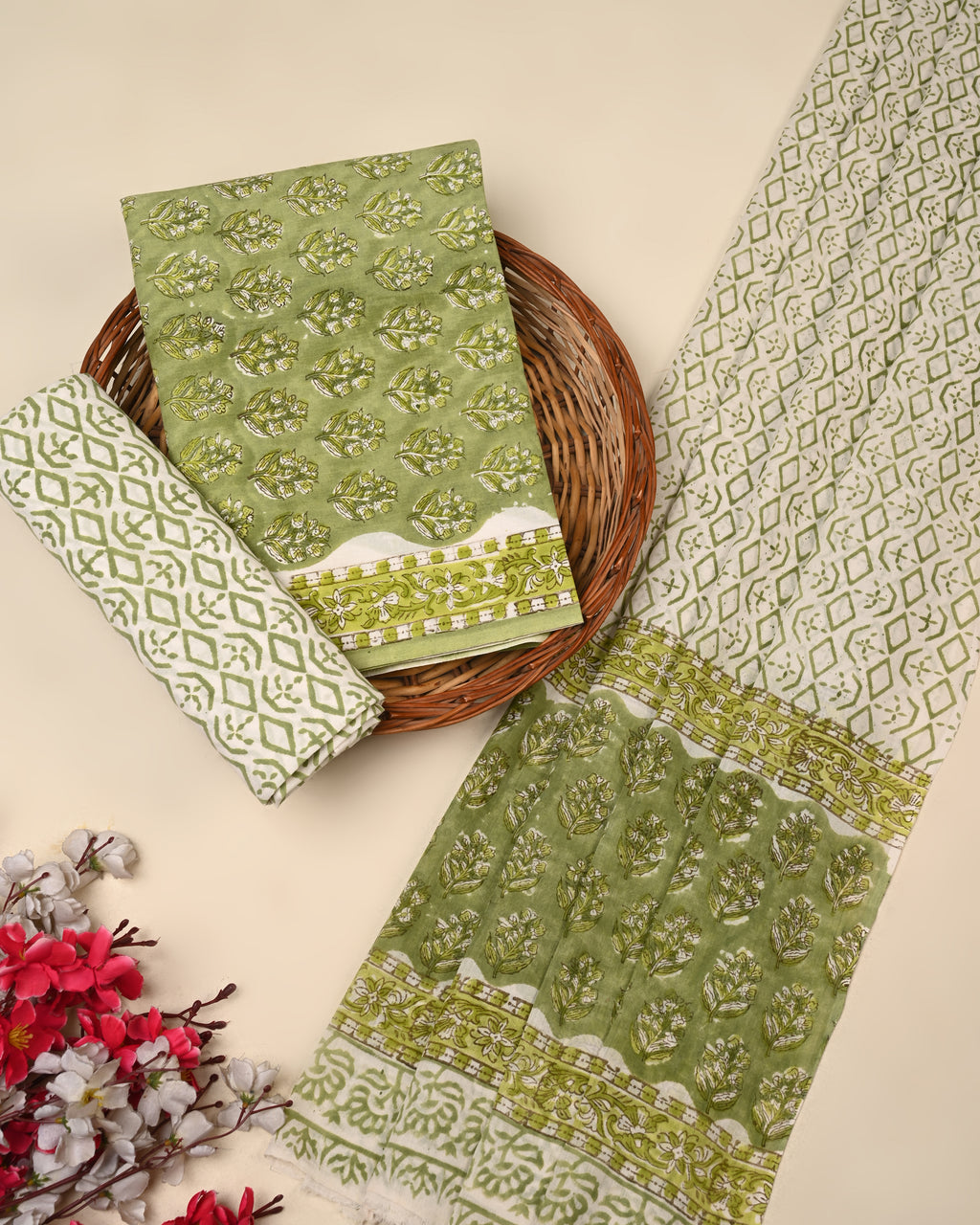Exclusive Sanganeri Cotton Suit With Cotton Dupatta