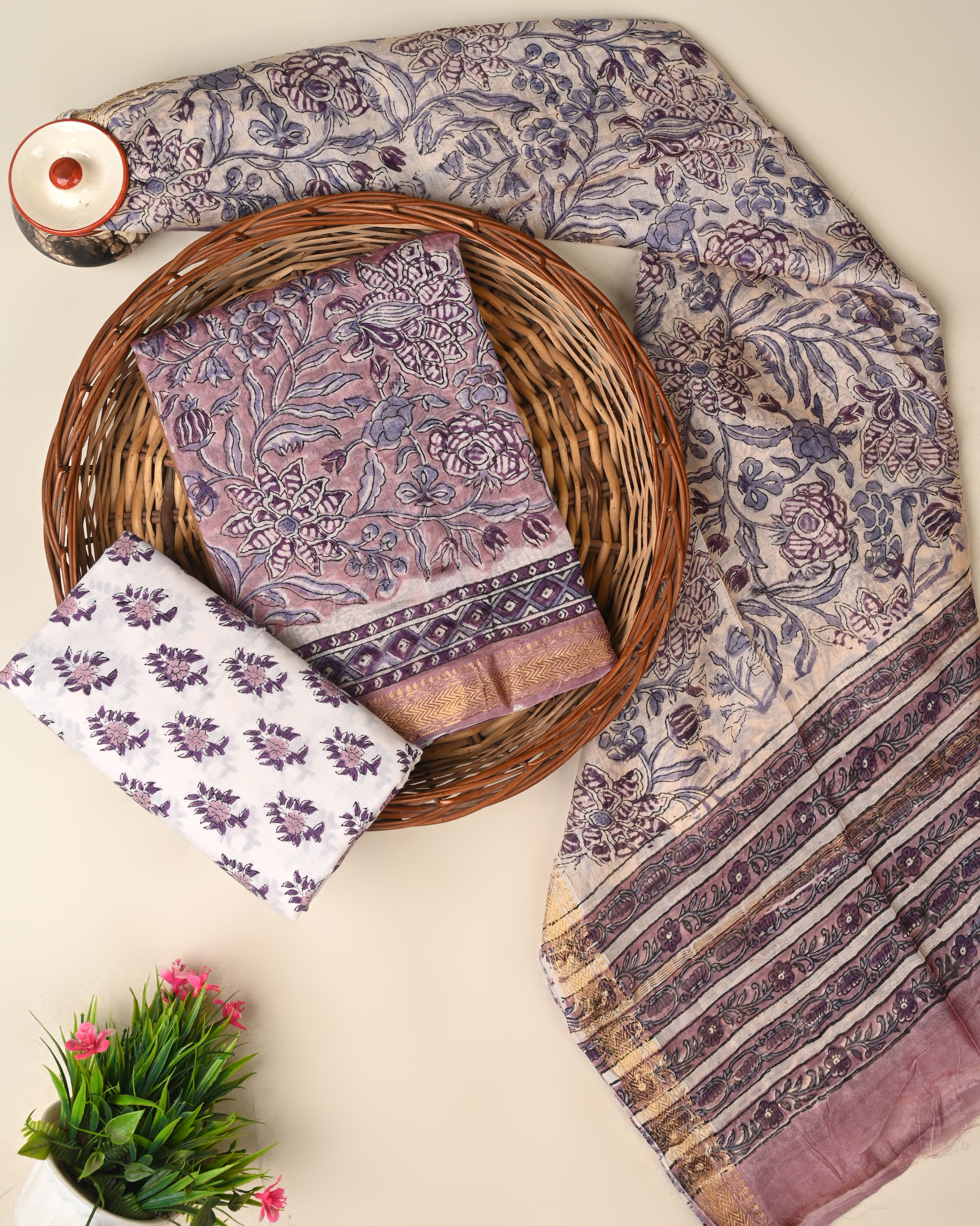 Traditional premium maheswari silk suit