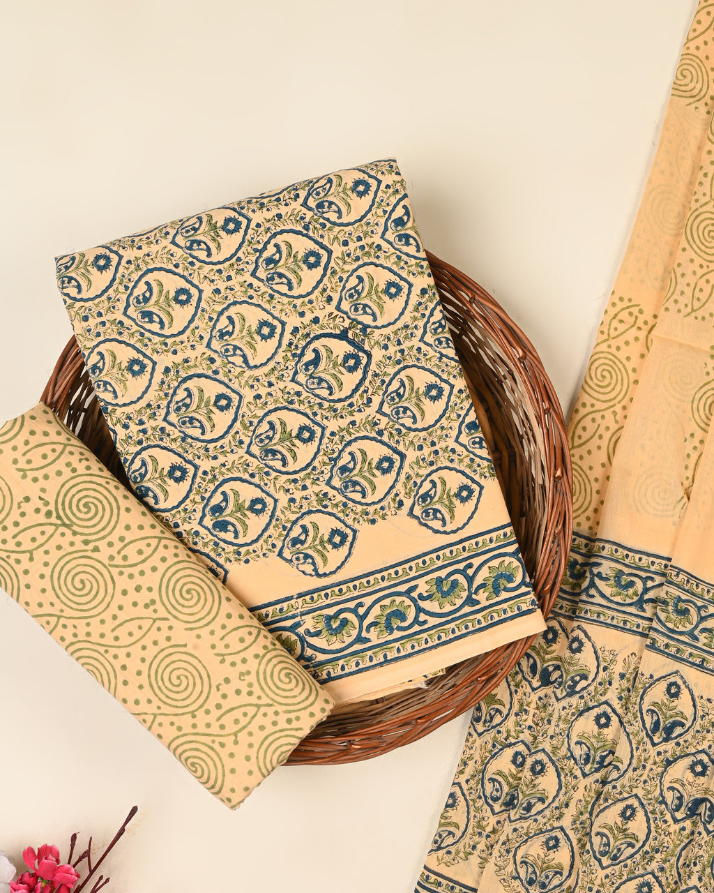 EXCLUSIVE SANGANERI COTTON SUIT WITH COTTON DUPATTA