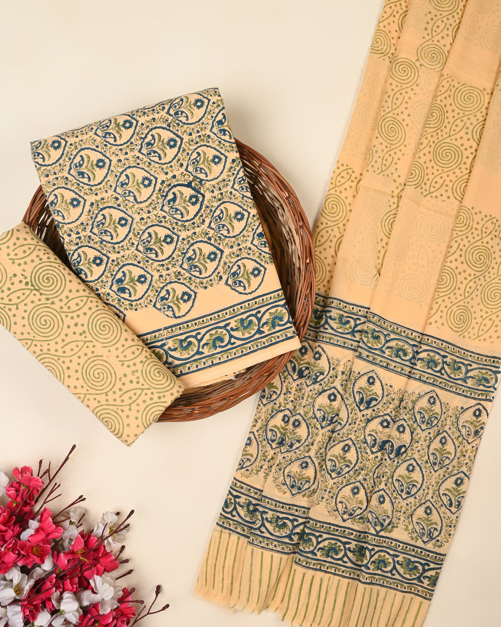 EXCLUSIVE SANGANERI COTTON SUIT WITH COTTON DUPATTA