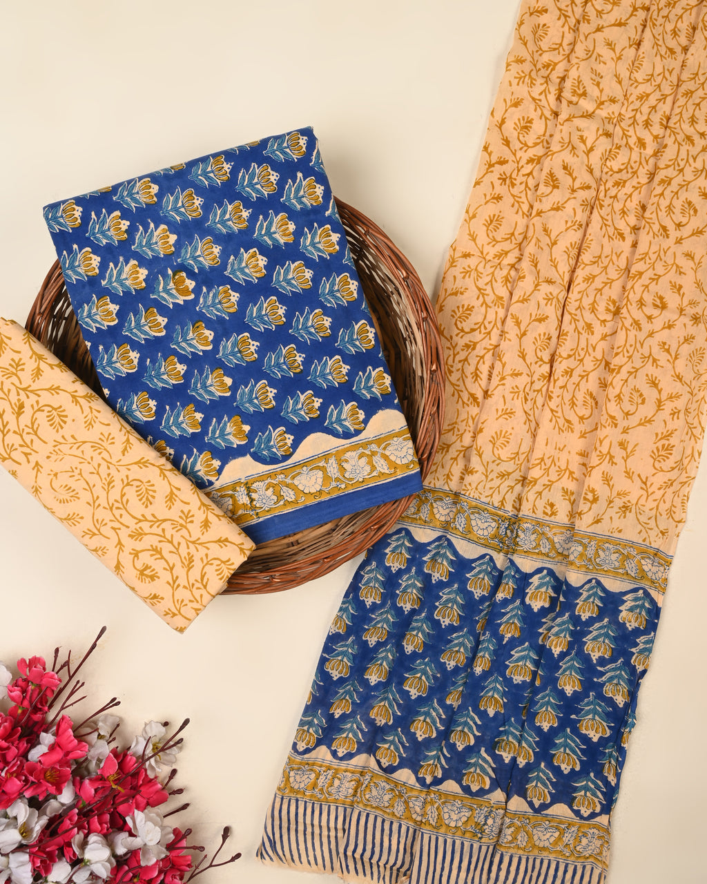 EXCLUSIVE SANGANERI COTTON SUIT WITH COTTON DUPATTA
