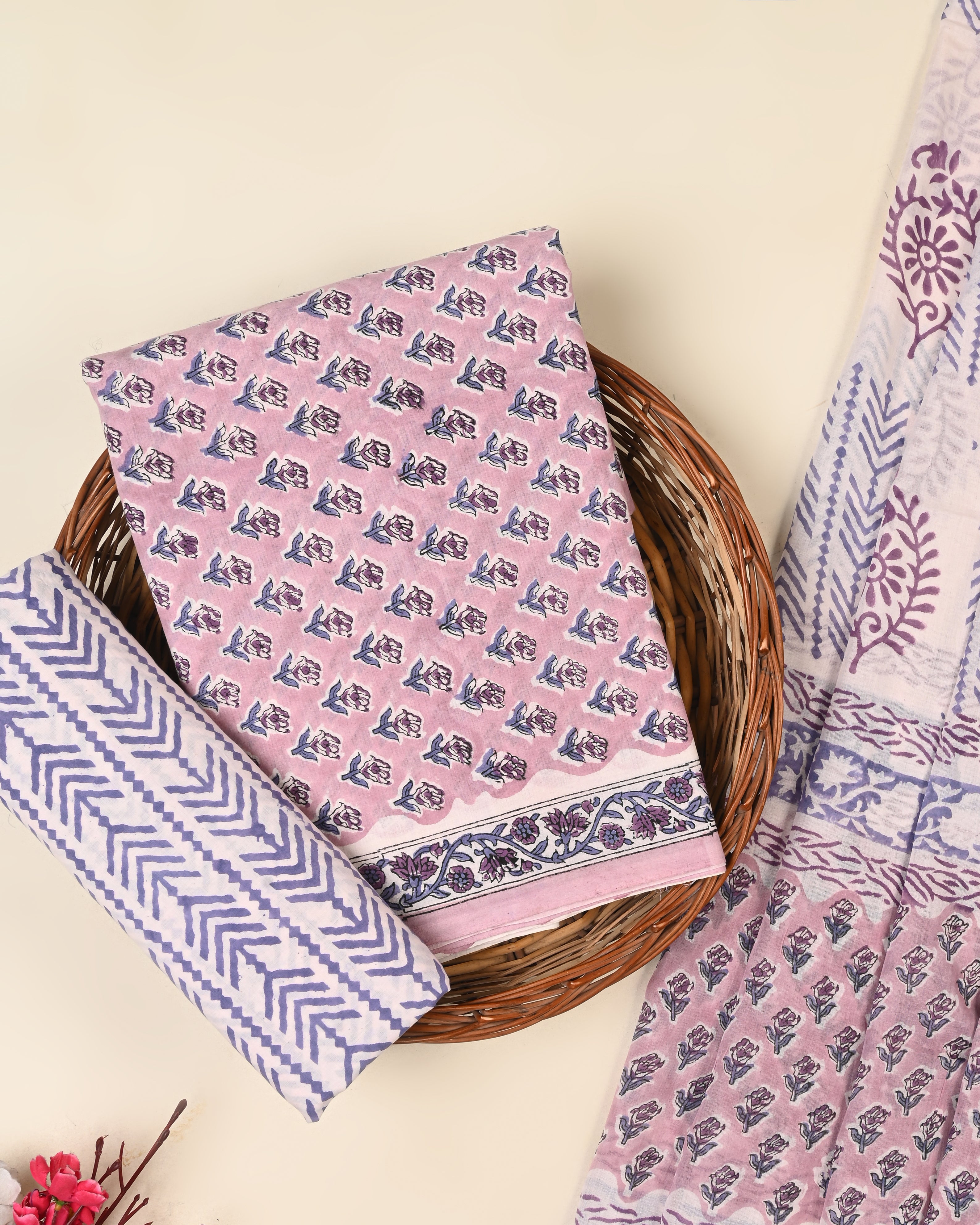 EXCLUSIVE SANGANERI COTTON SUIT WITH COTTON DUPATTA