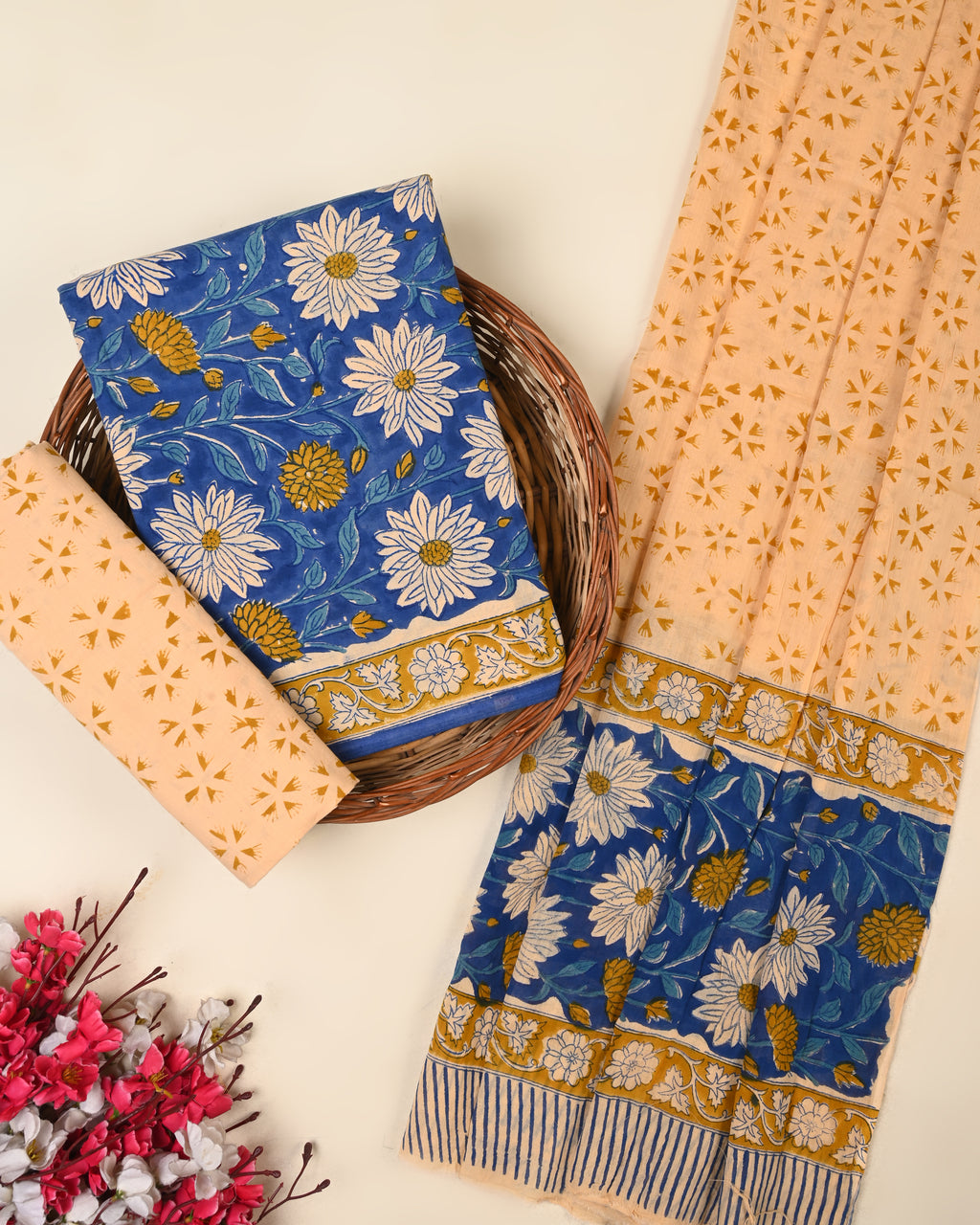EXCLUSIVE SANGANERI COTTON SUIT WITH COTTON DUPATTA