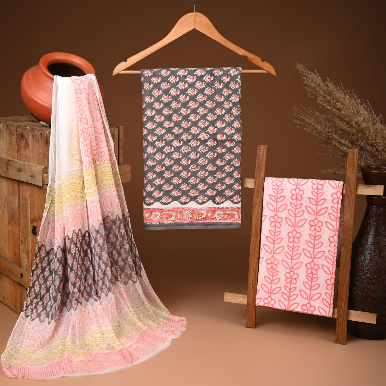 Handcrafted authentic jaipuri cotton suit with chiffon dupatta