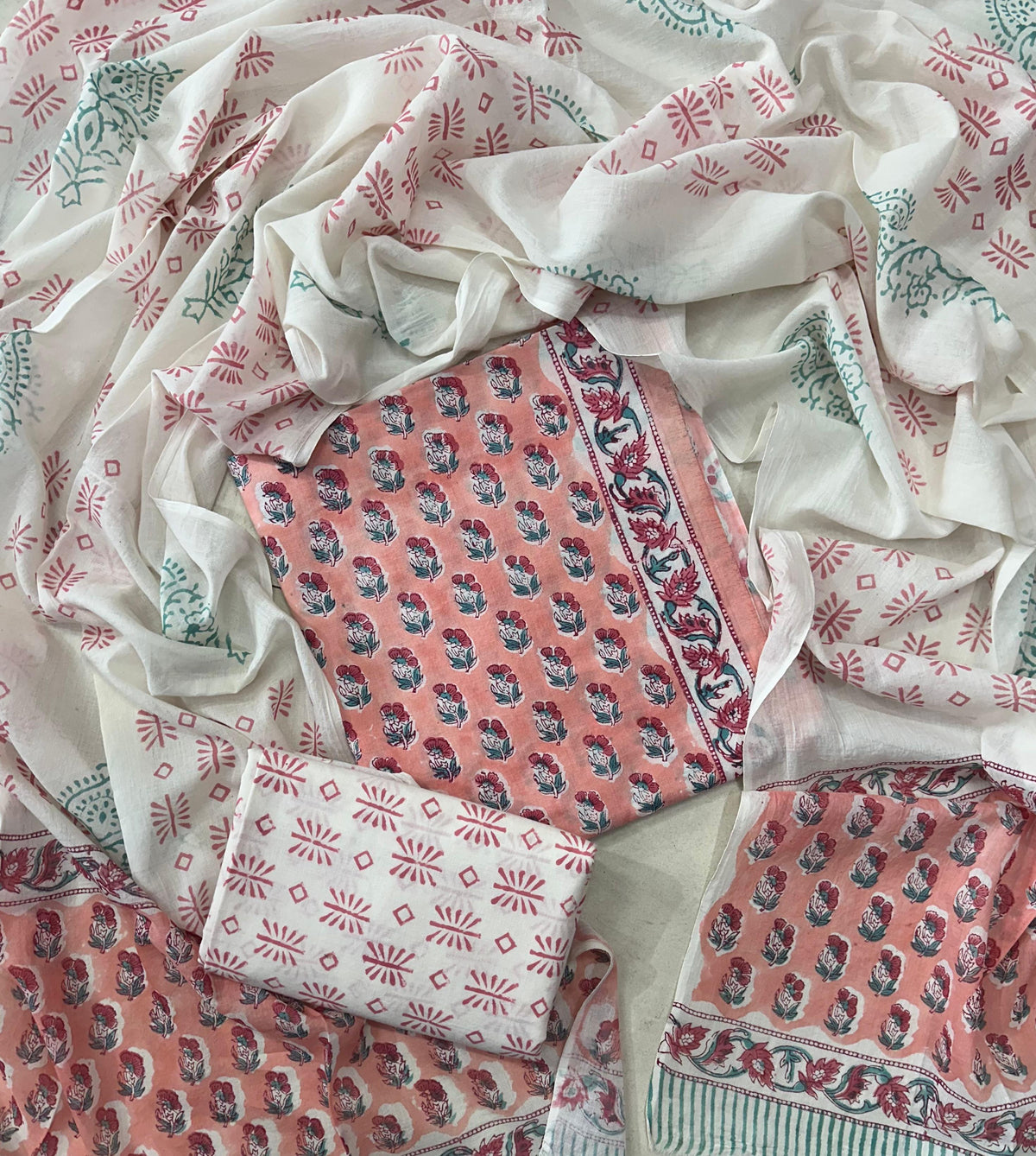 Exclusive Sanganeri Cotton Suit With Cotton Dupatta