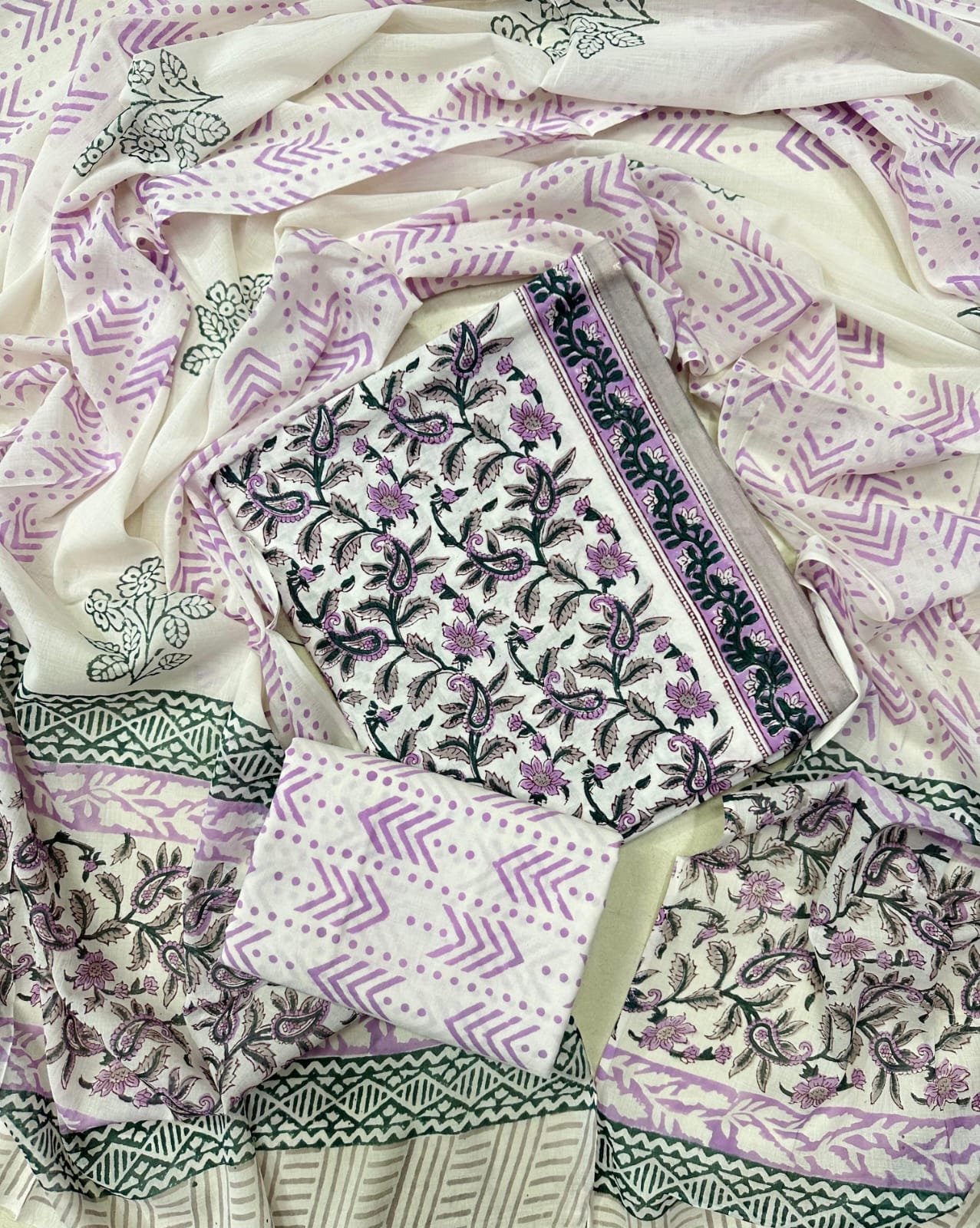 EXCLUSIVE SANGANERI COTTON SUIT WITH COTTON DUPATTA